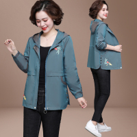 SUNTEK年轻妈妈秋装夹克外套薄款洋气中老年女装春秋短款风衣中年人上衣风衣