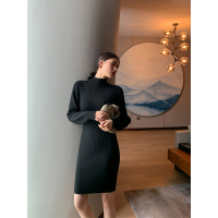 SUNTEK新款法式配大衣打底毛衣裙中长款内搭修身白色针织连衣裙子女秋冬毛衣