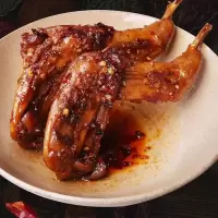 四川自贡特产冷吃兔腿系列香辣麻辣兔肉网红小吃零食四川特产 香辣味兔腿四只装