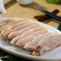 新鲜盐水鸭正宗板鸭半只廋型酱鸭真空熟食