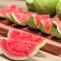 湛航红心芭乐白心番石榴 应季新鲜水果批发