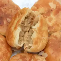 老婆饼香酥饼千层酥正宗传点早餐零食整箱1斤3斤5斤
