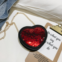 儿童包包韩版2019新款爱心型女孩斜挎包美爆女童亮片单肩包配饰包 红色