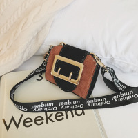 儿童包包女童宝宝斜挎包时尚百搭个性单肩包小公主配饰包潮零钱包 浅棕色