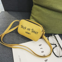 卡通可爱潮流迷你配饰包潮字母韩版单肩包斜挎女百搭简约挺立有型 黄色