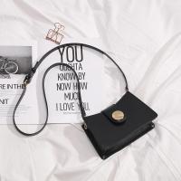 法国小众设计抹茶绿港风复古斜跨百搭简约洋气夏天单肩小清新方包 黑色