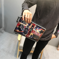 潮流 2018新款欧美男士米字铆钉手拿包 韩版休闲潮男包复古信封包 黑色