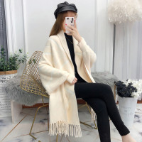 热卖2019秋冬新款貂绒加厚斗篷带袖子披肩两用围巾女流苏旗袍披风外套