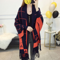 热卖流苏披肩围巾两用女秋冬带袖子披风2019新款加厚保暖旗袍外搭斗篷