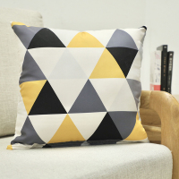 绘窝(HuiWo)家纺 桃皮绒抱枕 ins北欧风简约款靠枕靠垫