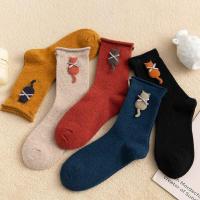 猫咪袜子女中筒可爱日系羊毛加厚秋冬季立体图案卡通韩国网红长筒