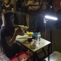 夜市灯充电式地摊摆摊灯车摊家用停电应急照明吸附户外移动亮