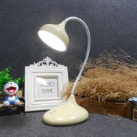 充电led台灯护眼灯学生学习阅读宿舍书桌卧室台灯三档触摸小夜灯