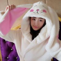 可爱卡通睡袍女秋冬加厚韩版大耳朵连帽浴袍家居服大码舒适加厚