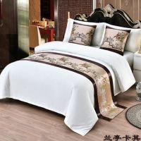 床旗床尾巾奢华宾馆酒店床上用品家用民宿欧式简约轻奢床盖垫|兰亭卡其 48x48抱枕普通棉600克一个