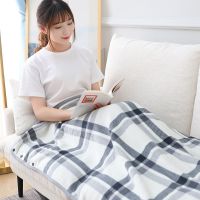 办公室披肩午睡小毯子女盖腿学生多用途毛毯空调懒人多功能保暖毯