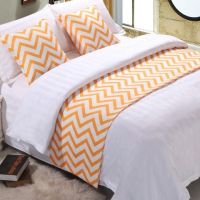 宾馆酒店床上用品布草宾馆床尾巾酒店床旗床尾垫桌旗床盖|波浪黄色 （抱枕套+抱枕芯）一个