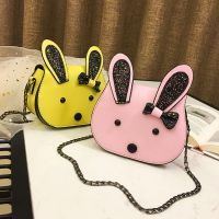 小孩包包可爱小兔子斜挎包潮儿童时尚单肩包女童公主美爆