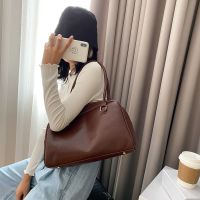 2020新款复古学院风手提书包百搭大容量单肩腋下包通勤公文包女潮