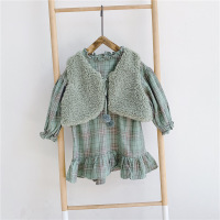迪鲁奥(DILUAO)2021秋款童装新款 女童韩版长袖连衣裙+马甲套装 两件套 绿色