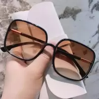 复古网红显瘦神器女大框新款墨镜方框眼镜太阳镜潮同款街拍ins