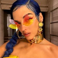 太阳眼镜女无框镜片渐变色搞怪墨镜网红翅膀舞会拍照