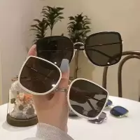 女司机专用超轻女款防墨镜街拍紫外线大方形潮感圆脸太阳镜太阳镜
