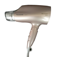 松下（Panasonic）吹风机电吹风 EH-NA31 细微纳米水离子护发1800W家用