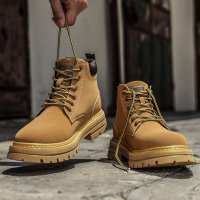 公牛四季男鞋马丁靴大黄靴2022新款机车工装英伦风踢不烂高帮男鞋秋季男款短靴