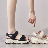 网红运动凉鞋女2020新款夏季火厚底老爹松糕鞋百搭魔术贴沙滩鞋