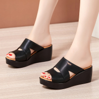 防水台女式松糕厚底坡跟夏季新款凉拖鞋女2020大小码拖鞋外穿中跟