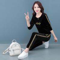 白织鸟金丝绒套装女妈妈运动两件套春秋薄款中老年洋气大码中年侧条休闲