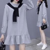 白织鸟时尚气质减龄智熏法式宽松中长款印花连衣裙2020秋季新款显瘦