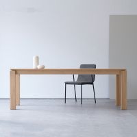 北欧全实木极简书桌长桌设计师原木色餐桌简约现代洽谈桌办公桌