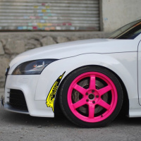 汽车轮眉贴纸划痕遮挡改装黑白色前后轮毂遮盖装饰个性创意刮痕贴 50*12cm黄+黑一对