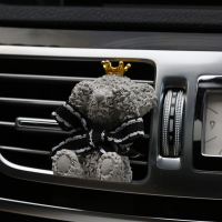 创意小熊可爱汽车空调出风口香水夹车载香水除异味卡通车内装饰女 出风口式黑丝带皇冠泰迪熊灰色