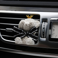 创意小熊可爱汽车空调出风口香水夹车载香水除异味卡通车内装饰女 出风口式黑丝带皇冠泰迪熊白色