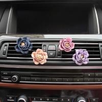 汽车空调出风口香水夹座可爱创意花朵车载香片香薰车上内女装饰品 花朵组合