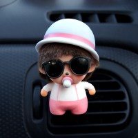 汽车出风口香水车载可爱卡通风口香熏公仔小玩偶车内车上装饰品女 墨镜粉娃无钻风口