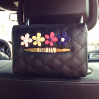 汽车椅背遮阳板纸巾盒套车载车用卡通挂式纸巾盒男女可爱抽纸盒袋 酒红色四色花-菱格-黑