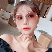 太阳镜女防紫外线无框ins墨镜韩版网红眼镜圆脸显瘦水晶切边