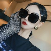 2020新款超大框不规则黑色韩版墨镜女大脸显瘦个性箭头装饰太阳镜