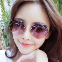2019新款女韩版无框太阳镜切边渐变色墨镜透明海洋片时尚防紫外线