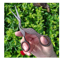 复古日式茶叶袋剪刀 鹤形茶艺茶包包装小剪 手工鱼线不锈钢装饰剪|文鹤剪镀钛+中国结挂坠12.7cm挂坠随机选色备注