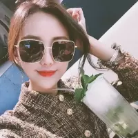 太阳镜女网红街拍防紫外线圆脸2020新款潮墨镜女大脸显瘦方框大框