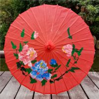 古典绸布伞纯色手绘牡丹花江南工艺伞走秀舞蹈伞婚礼吊顶装饰伞Q0|大红手绘牡丹花 实木伞杆绸布伞直径82cm