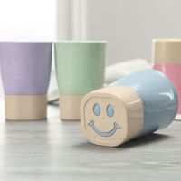 免打孔吸壁式懒人全自动挤牙膏神器漱口杯情侣套装牙刷置物收纳架B0|笑脸四色杯