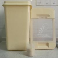 装米桶20斤30斤装家用米盒米缸米面收纳箱储米箱密封桶防潮防虫|米黄色30斤米桶 赠量米杯1个