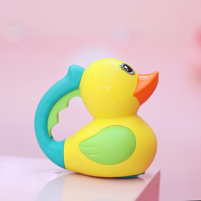新款洗澡鸭子创意卡通 水 夏天戏水漂流男女宝宝儿童 喷水玩具