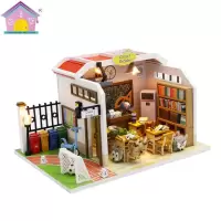 diy手工小屋厂家直销木制创意娃娃屋拼装建筑模型手工diy